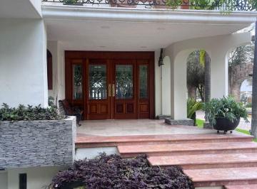 Casa en condominio de 6 habitaciones, Zapopan · Residencia de Lujo en Esquina, Valle Real