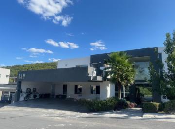 Casa · 850m² · 6 Recámaras · 3 Estacionamientos · Casa en Venta Sierra Alta 9o Sector, Monterrey