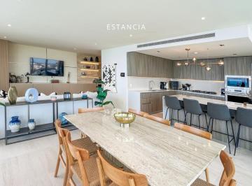 Departamento · 332m² · 4 Recámaras · Departamento en Venta o Renta en Puerto Cancún