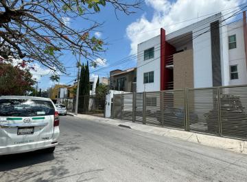 Departamento · 960m² · 2 Recámaras · Edificio en Calecetoc en Venta