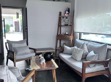 Casa · 156m² · 4 Recámaras · 1 Estacionamiento · Casa en Bosques del Centinela