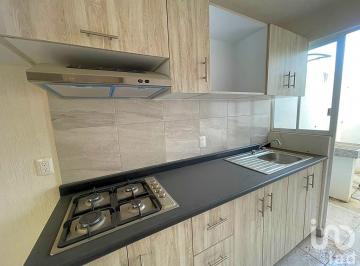 Casa · 96m² · 3 Recámaras · 2 Estacionamientos · Venta de Casa en Paseo Toledo Morelia