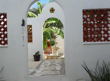 Casa · 650m² · 6 Recámaras · 6 Estacionamientos · Casa en Venta Ideal Para Inversion Renta Vacacional o Largo Plazo