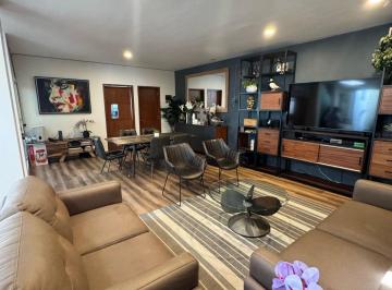 Casa de 3 habitaciones, Zapopan · Casa en Venta en Colonia Jacarandas – Exclusividad, Ubicación y Plusvalía en un Solo Lugar