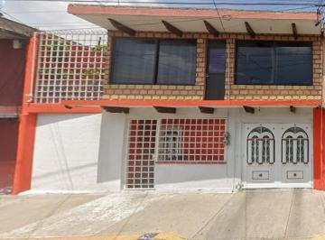 Casa de 3 habitaciones, Nezahualcóyotl · Bonita Casa en Una Exelente Ubicacion Cerca de Escuelas Parques y Hospitales