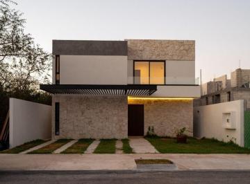 Casa de 4 habitaciones, Mérida · Venta de Residencia de Lujo