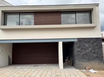 Casa · 273m² · 4 Recámaras · 2 Estacionamientos · Casa en Venta Lomas del Molino II, León Guanajuato
