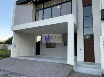 Casa de 3 habitaciones, Santiago · Casa en Venta Pilares del Huajuco Carretera Nacional