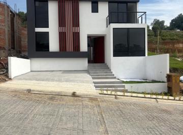 Casa de 3 habitaciones, Atizapán de Zaragoza · Casa en Venta en Fraccionamiento Hacienda de Bellavista, Calacoaya, Atizapán