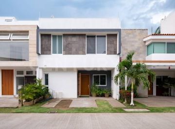 Casa en condominio · 122m² · 3 Recámaras · Casa Residencial Fluvial Vallarta