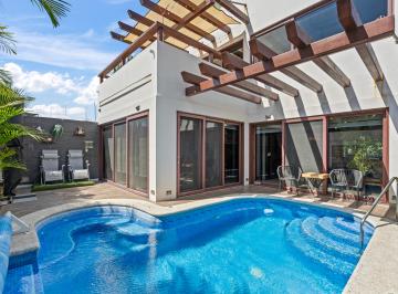 Casa en condominio de 4 habitaciones, Bahía de Banderas · Casa Compuesta por 3 Departamentos, con Alberca y Jacuzzi. 3 Units With Pool And Jacuzzi