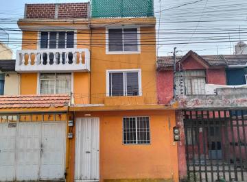 Casa · 166m² · 4 Recámaras · Casa en Venta en Col. Vicenteguerrero, Puebla