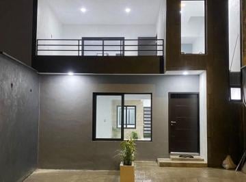 Casa · 168m² · 2 Estacionamientos · Casa en Venta en San Román, Córdoba, Veracruz