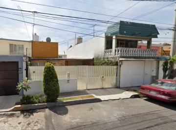 Casa de 3 habitaciones, Azcapotzalco · Casa en Venta, Col. Prados del Rosario, Azcapotzalco, Cdmx.