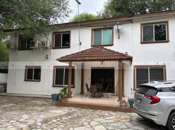 Rancho · 600m² · 5 Recámaras · Rancho en Venta en Lazarillos de Abajo