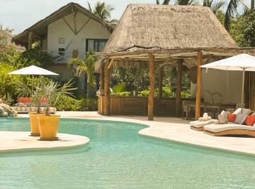 Casa · 1973m² · 19 Recámaras · Propiedad en Zona Hotelera Holbox