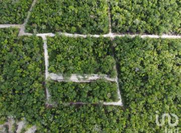 Terreno / Lote · 2740m² · Terreno Lote 001 Región 15 Tulum