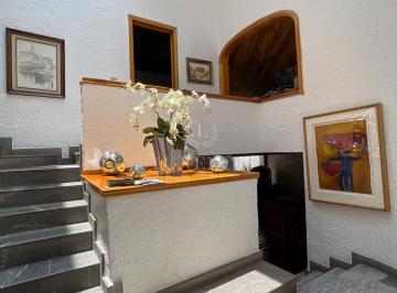 Casa · 464m² · 3 Recámaras · 5 Estacionamientos · Casa en Jardines en La Montaña en Venta