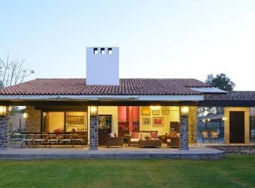 3d604005f7ad3c4e4d35c505ee7a1aec6124f152e1f16d61d98ca4029730042a · Casa Renta La Laja