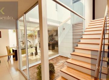 Casa · 151m² · 2 Recámaras · 2 Estacionamientos · Casa en Juriquilla Santa Fe en Venta