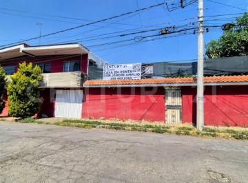 Casa · 311m² · 4 Recámaras · 2 Estacionamientos · Renta de Casa Para Oficinas, Clinica, Habitaciones Etc! Zona Bugambilias, Buap!