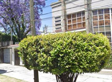 Terreno / Lote · 795m² · 8 Recámaras · 10 Estacionamientos · Venta de Casa Como Terreno en Lomas de Chapultepec