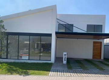 Casa en condominio · 264m² · 4 Recámaras · 3 Estacionamientos · Casa en Venta en La Espiga
