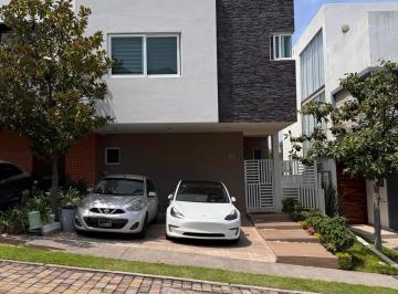 Casa en condominio de 4 habitaciones, Zapopan · Bonita Casa en Bosques Vallarta en Zapopan, Jalisco