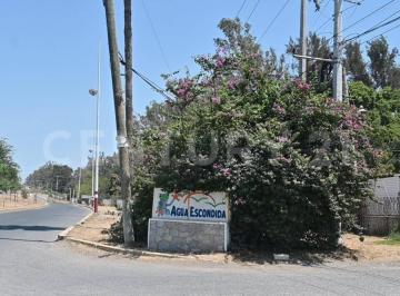 Terreno / Lote · 680m² · Terreno en Venta Agua Escondida