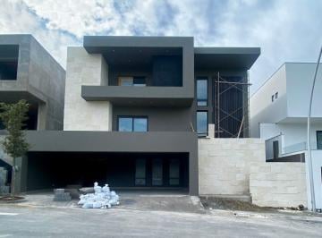 Casa de 4 habitaciones, Monterrey · Casa en Venta en Sierra Alta 10 Mo. Sector