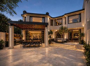 Casa de 4 habitaciones, Miguel Hidalgo · Lomas de Bezares. Venta o Renta, Residencia con Gran Potencial.