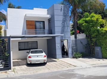 Casa en condominio de 3 habitaciones, Querétaro · Se Vende Casa en Punta Juriquilla Queretaro