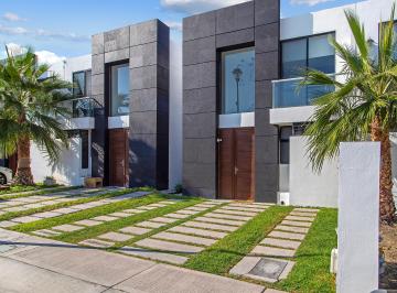 Casa en condominio de 3 habitaciones, Querétaro · Casa Amueblada en Renta en Fracc. Pontevedra en Juriquilla Santa Fe