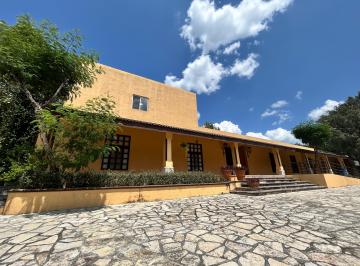 Casa de 16 habitaciones, Monterrey · Casa de Reposo de Lujo – Lista Para Operar en Los Cristales Nl