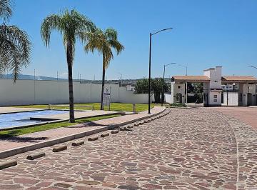 Terreno / Lote , El Marqués · Terreno en Venta en Ciudad Maderas El Marques