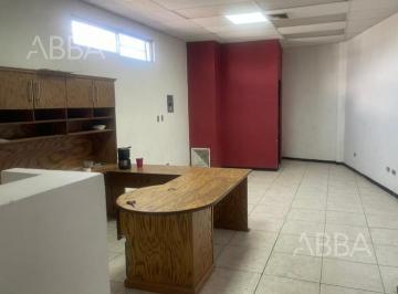 Oficina · 60m² · 1 Estacionamiento · Local Para Oficinas en Renta, en Av Principal en Col San Felipe