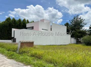Terreno / Lote , Tequisquiapan · Club de Golf Tequisquiapan. Venta - Terreno Residencial de 254 m, Amenidades