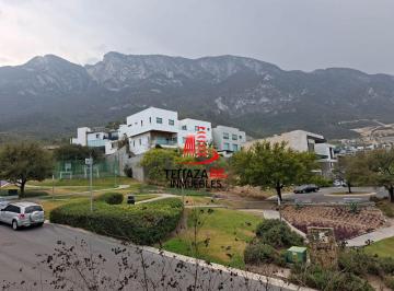 Casa de 5 habitaciones, Santa Catarina · Casa en Venta Fracc, Almena II Santa Catarina Valle Pte