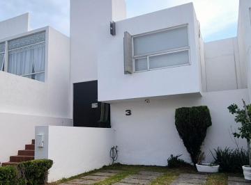 Casa de 3 habitaciones, Corregidora · Casa en Querétaro Excelente Ubicación