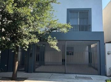 Casa Venta de 3 habitaciones · Venta de Casa en Anahuac Campoamor