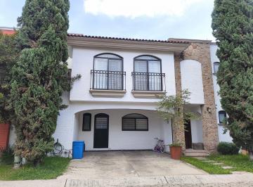 Casa en condominio de 3 habitaciones, Zapopan · Casa en Venta Condominio Virreyes Coto 2