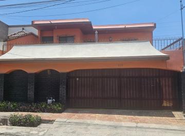 Casa de 4 habitaciones, San Nicolás de los Garza · Casa en Residencial Anahuac