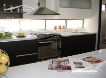 Departamento · 171m² · 3 Recámaras · 2 Estacionamientos · Rento en Yikal Apartamento Tipo Town House.