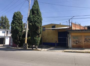 Bodega comercial · 234m² · 1 Estacionamiento · Bodega Comercial en Venta en Av de Las Torres