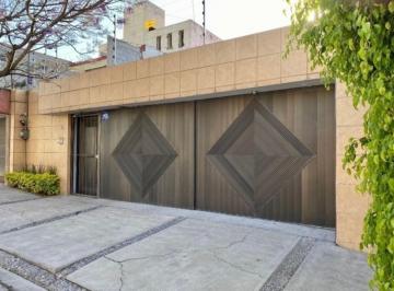 Casa · 250m² · 3 Recámaras · 3 Estacionamientos · Casa Venta Tecamachalco 250 m²