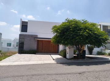 Casa en condominio de 3 habitaciones, Querétaro · Venta Casa Grand Juriquilla