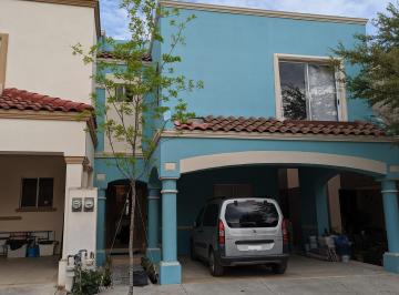 Casa de 3 habitaciones, Santiago · Casa en Renta, Villas La Rioja en Carr Nacional, Monterrey Nuevo León.