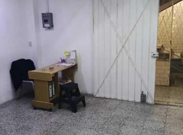Local comercial · 176m² · 6 Recámaras · 2 Estacionamientos · ¡Gran Local Comercial en Médico Militar!