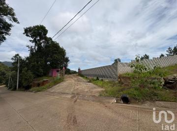 Terreno / Lote · 568m² · Fraccionamiento Residencial Refugio en Las Estrellas