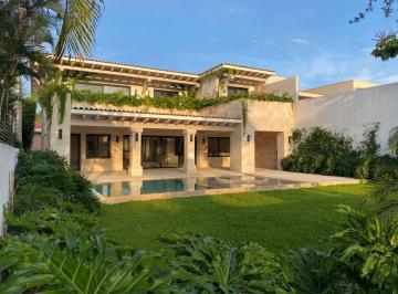 Casa de 3 habitaciones, Cuernavaca · Casa en Venta en Tabachines